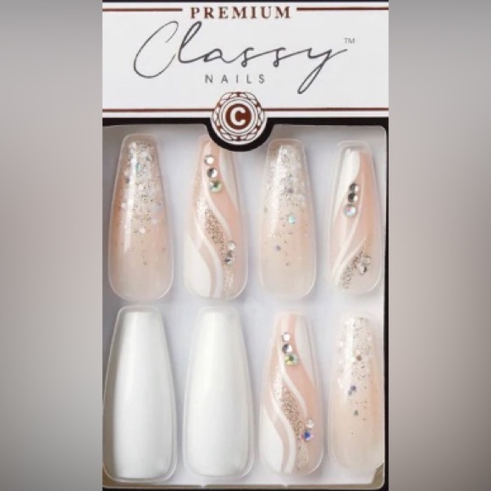 🎉HP🎉KISS Premium Classy “Inspired” Sparkles & Swirls Glam Gel Nail Kit